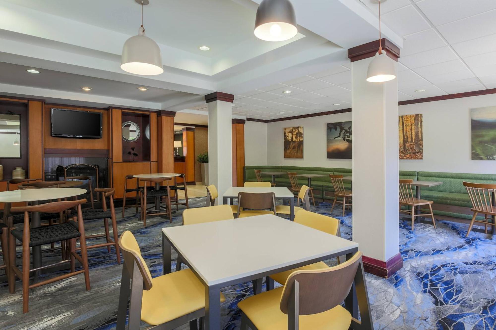 Fairfield Inn & Suites By Marriott Мауа Екстериор снимка