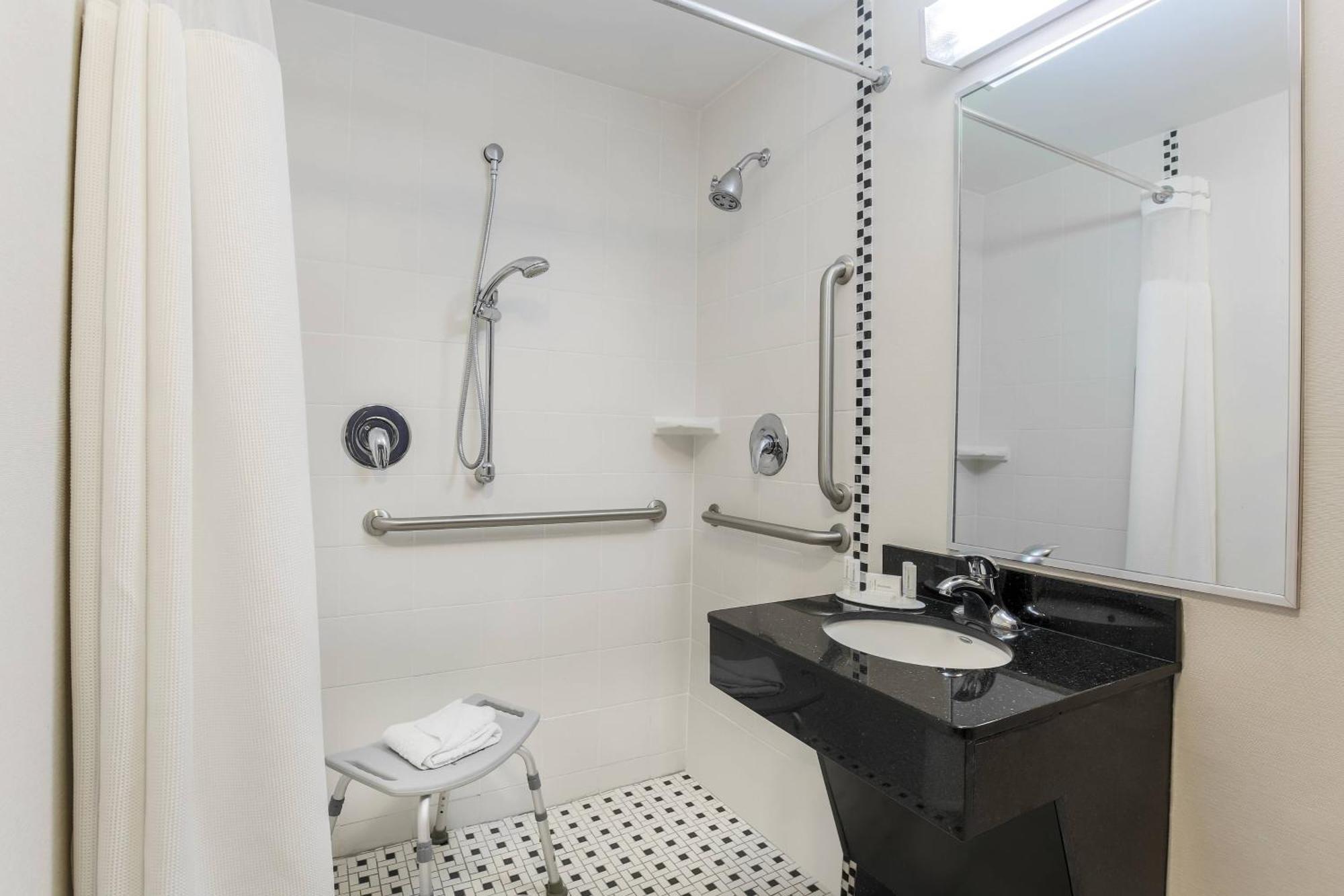 Fairfield Inn & Suites By Marriott Мауа Екстериор снимка