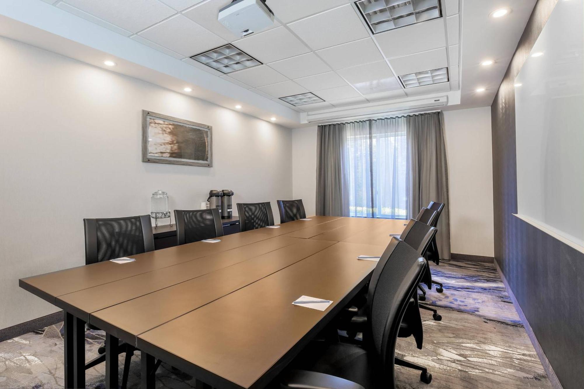 Fairfield Inn & Suites By Marriott Мауа Екстериор снимка