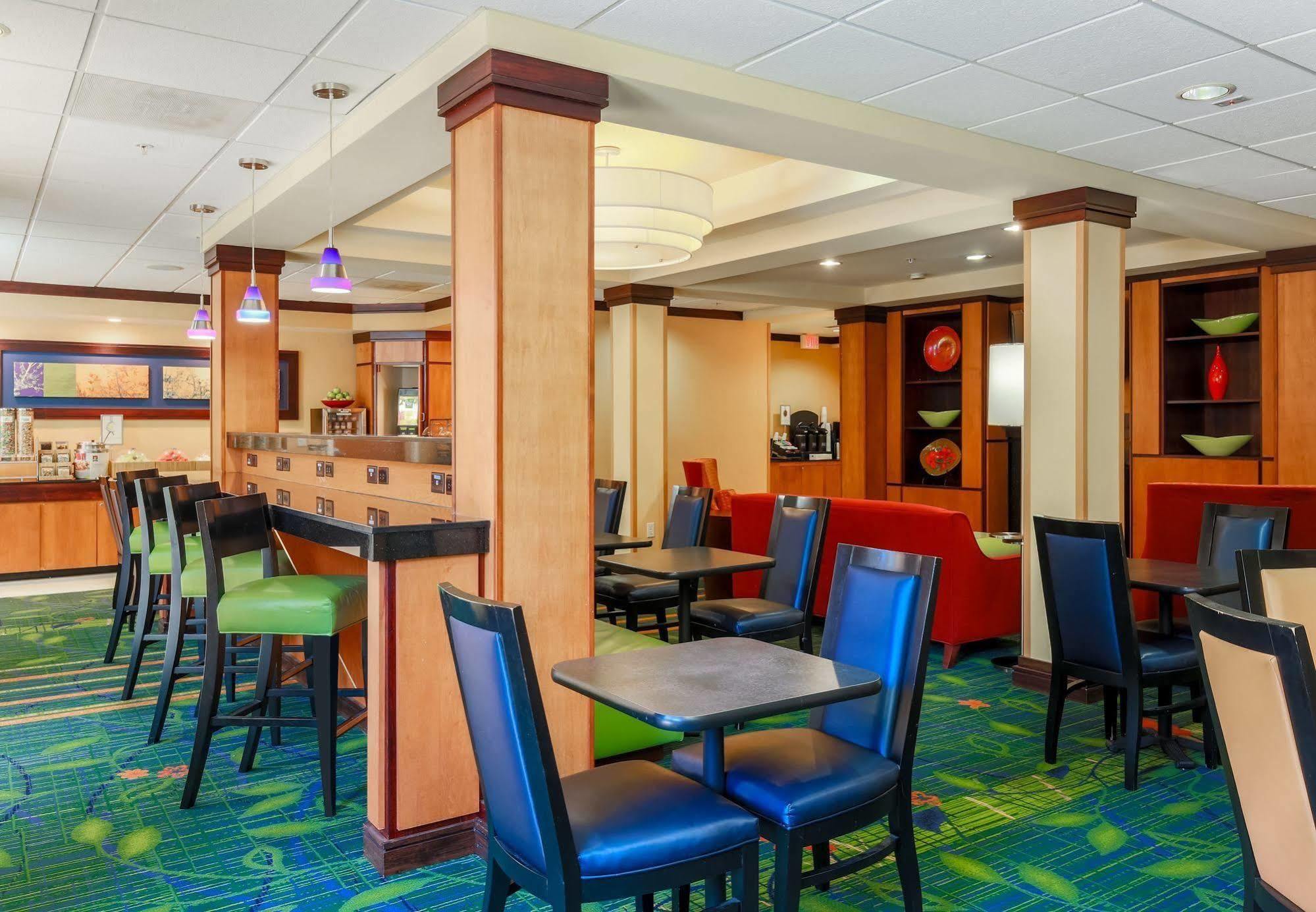 Fairfield Inn & Suites By Marriott Мауа Екстериор снимка