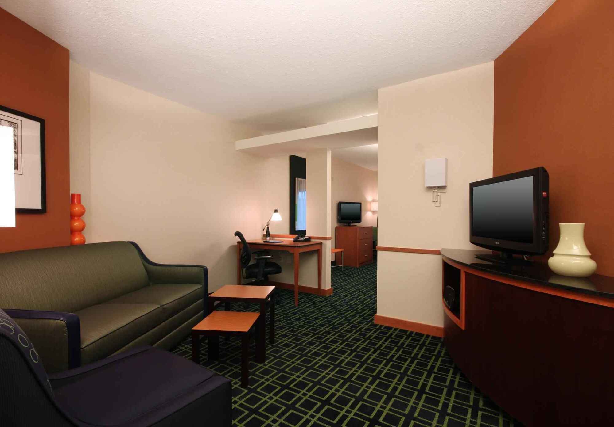 Fairfield Inn & Suites By Marriott Мауа Екстериор снимка